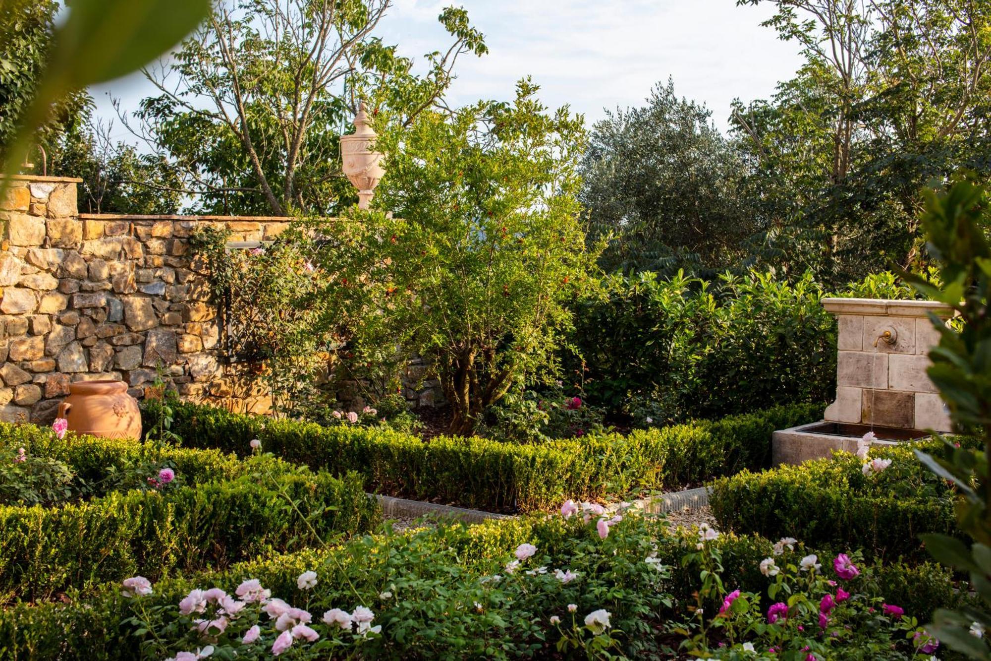 Palazzo Tiglio - A Small Luxury Hotels Of The World San Pancrazio  外观 照片